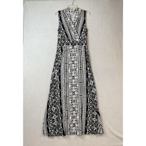 Peter Nygard Maxi Dress Womens 12 Black White Sleeveless Side Slits Knit